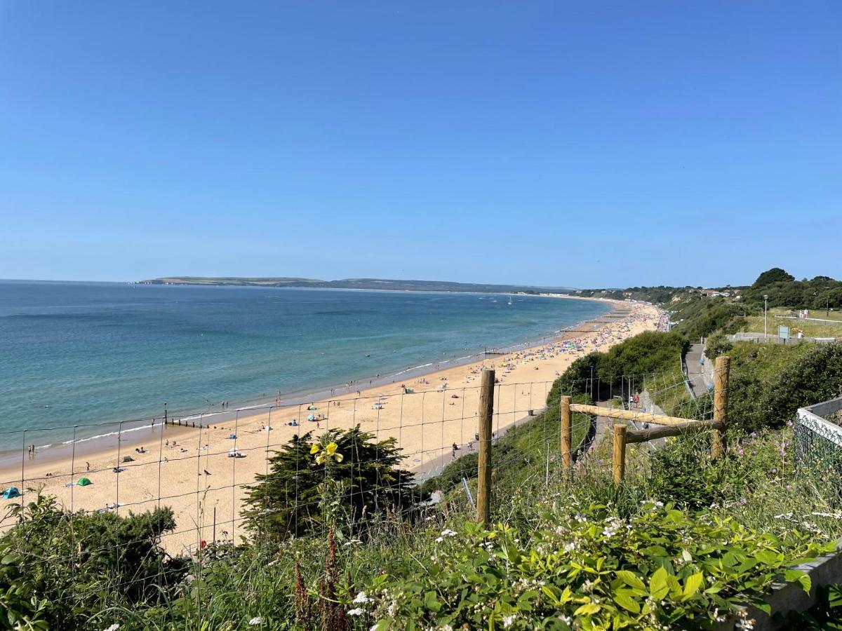 Durley Gardens, Just Off The